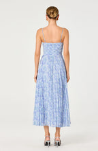 ASTR The Label Bayley Floral Pleated Maxi Dress