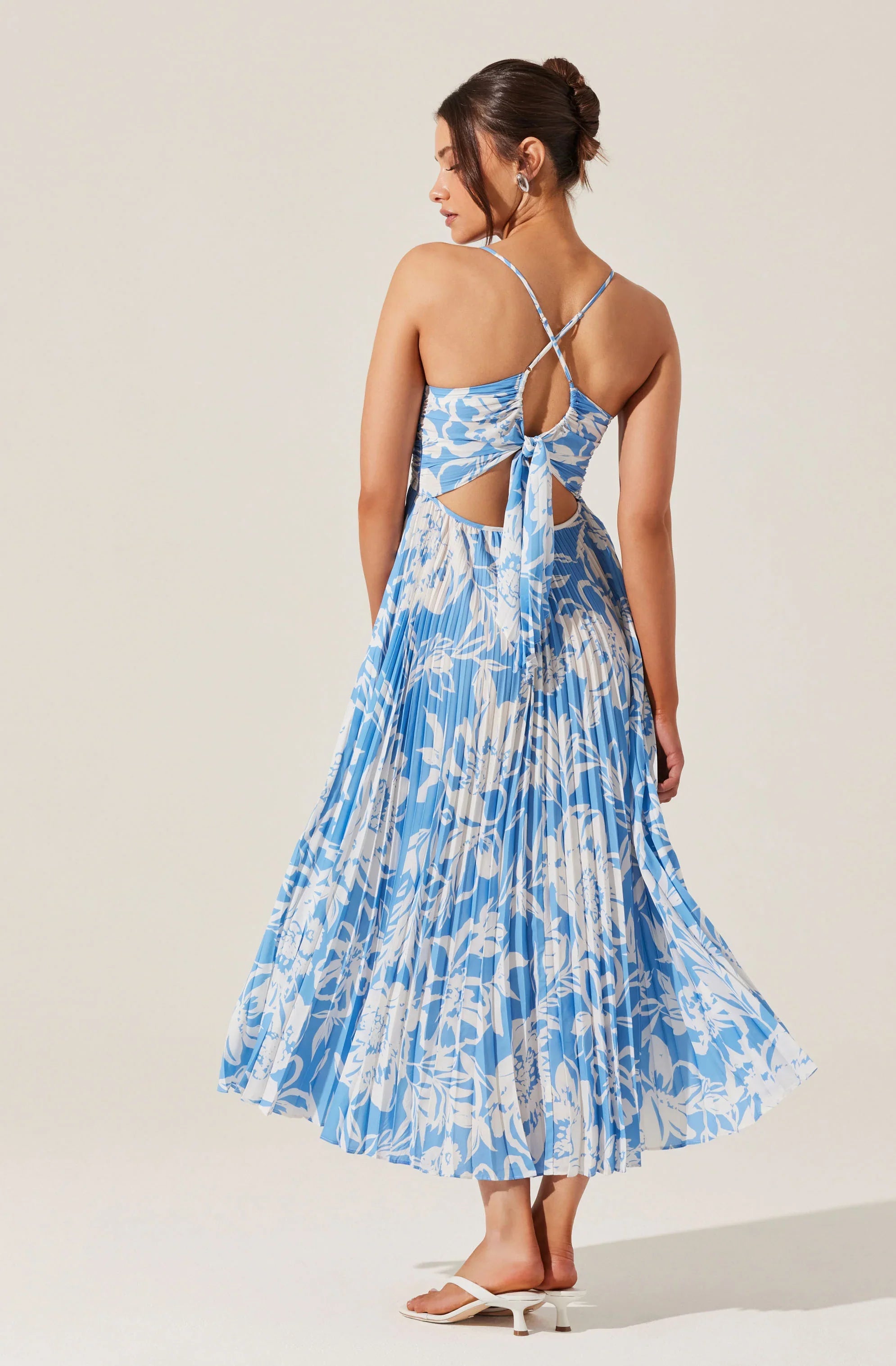 ASTR The Label Floral Blythe Plisse Midi Dress