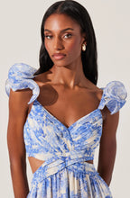 ASTR The Label Fritillaria Floral Maxi
