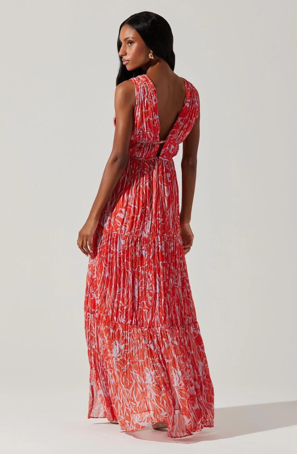 ASTR The Label Pescadero Pleated Maxi Dress