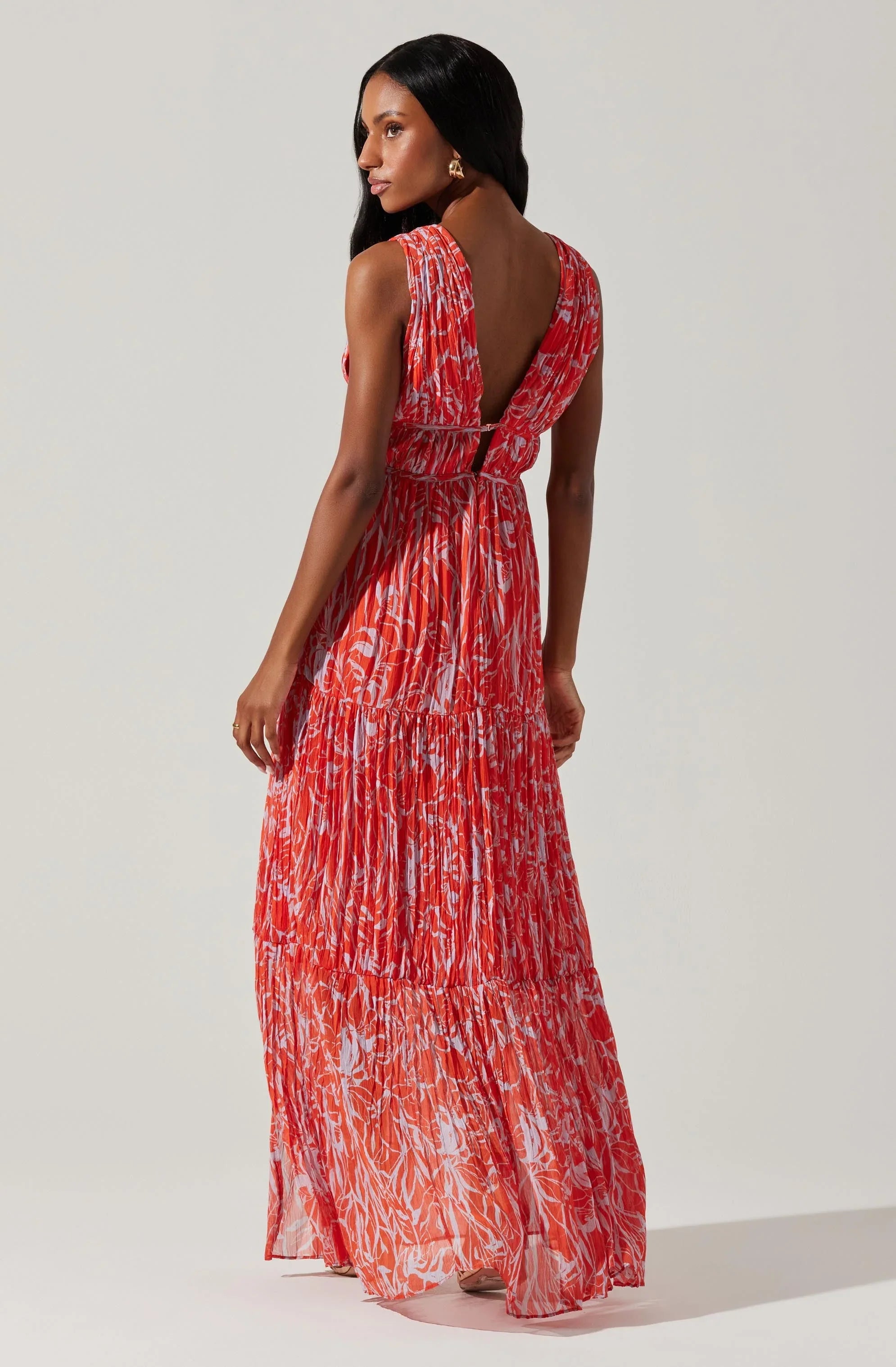 ASTR The Label Pescadero Pleated Maxi Dress