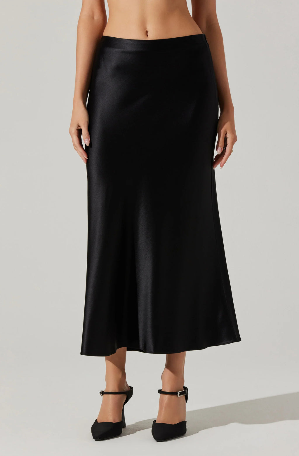 ASTR The Label Windey Satin Maxi Skirt