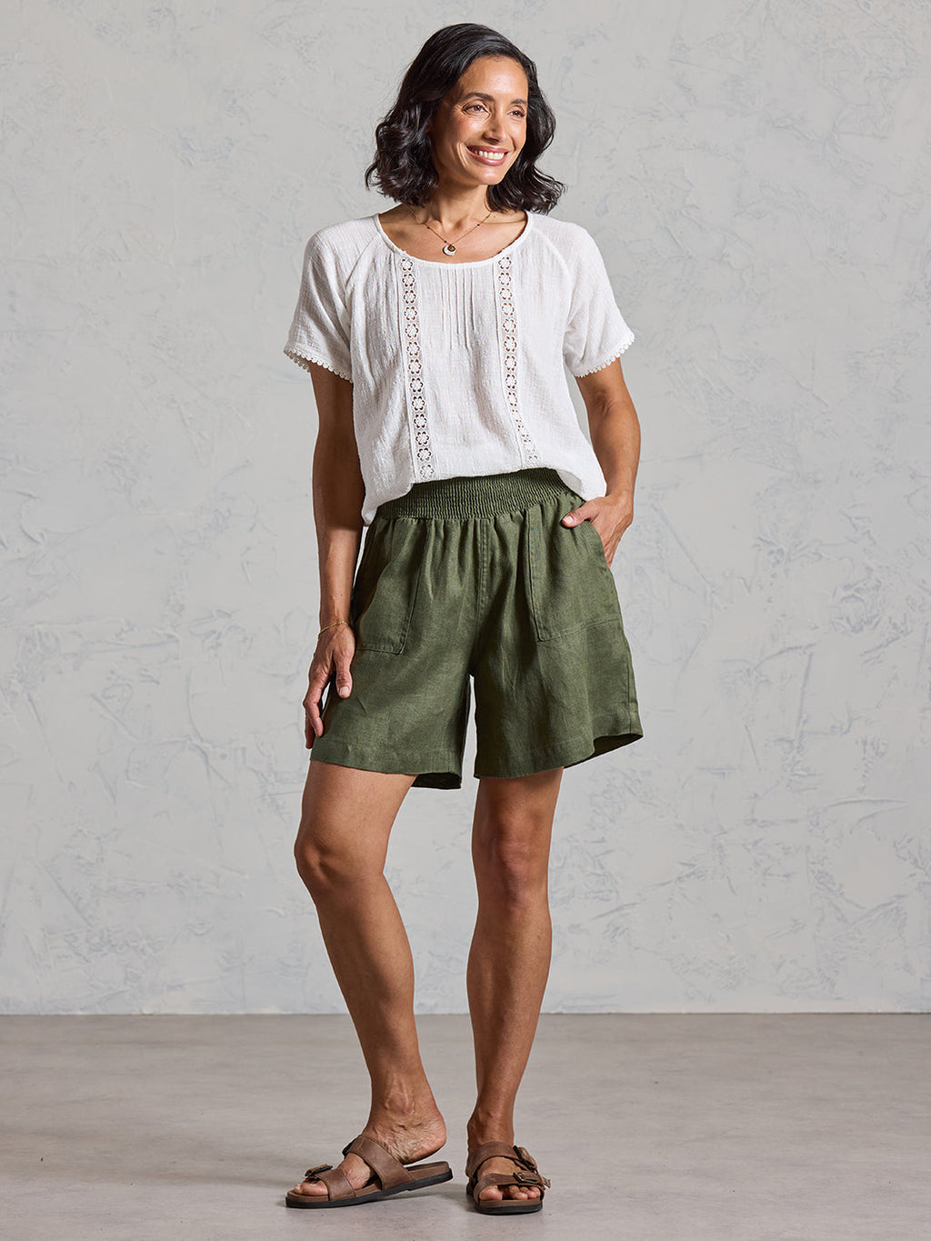 Mae French Linen Shorts Olive